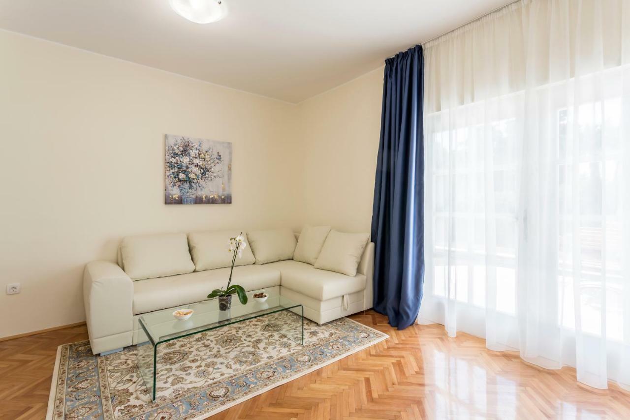 Mise Luxury Apartments Kastela Ngoại thất bức ảnh