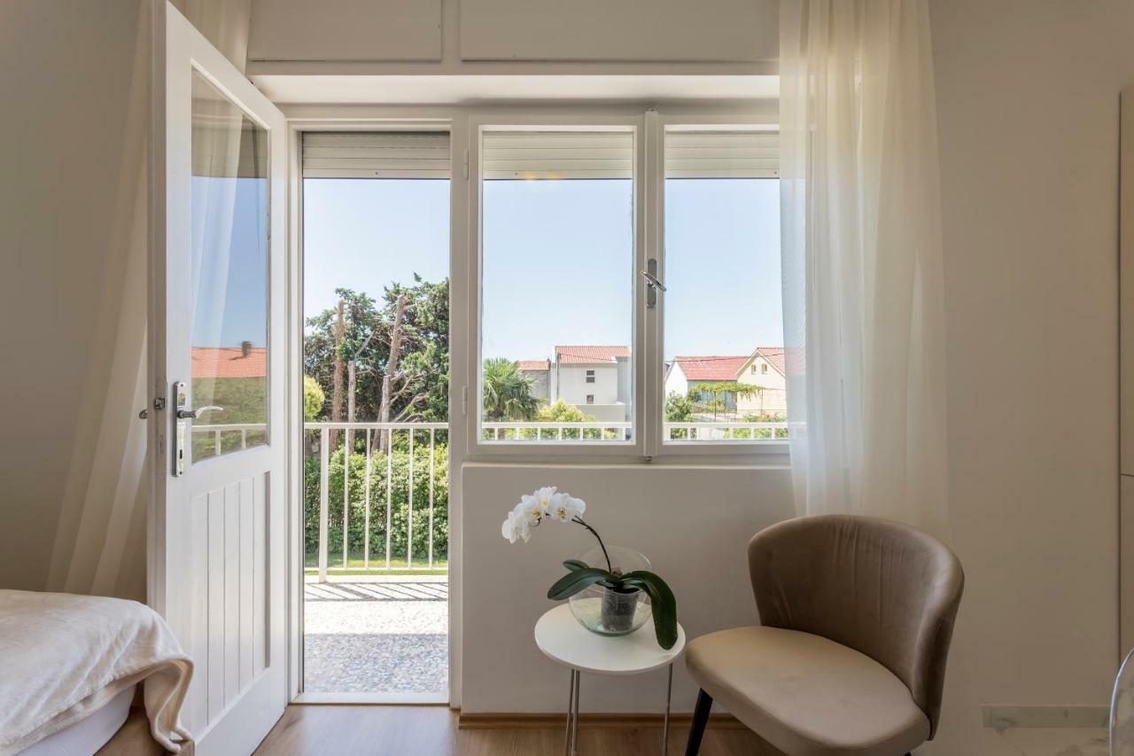 Mise Luxury Apartments Kastela Ngoại thất bức ảnh